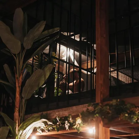 Love hotel Intense Senses Experience