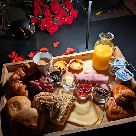 Intense Senses Experience * Manage