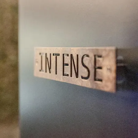 Intense Senses Experience