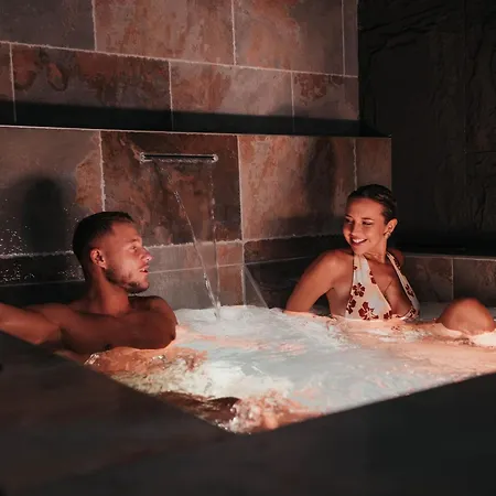 Отель для свиданий Intense Senses Experience *