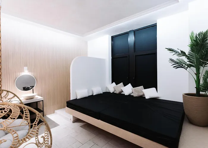 Intense Senses Experience * Manage